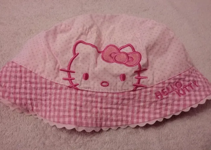 Bob Hello Kitty 5-8 ans (réf perso F-K42)(familleac72) - photo numéro 2