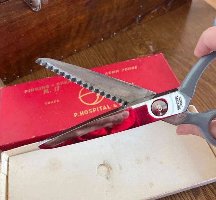 Ciseaux crantés - photo numéro 3