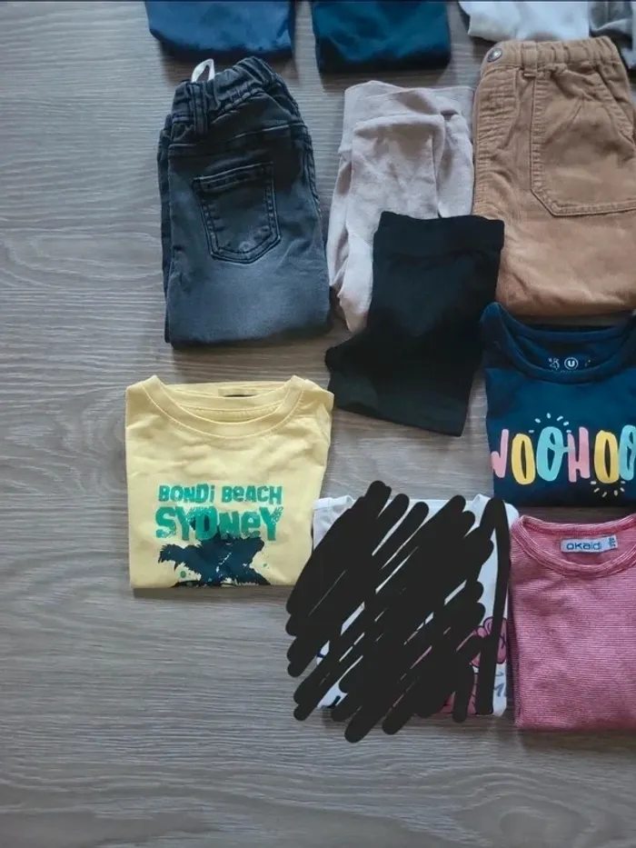 Lot vêtements 24 mois - photo numéro 2