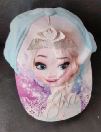 Casquette turquoise Frozen avec couronne taille 54cm