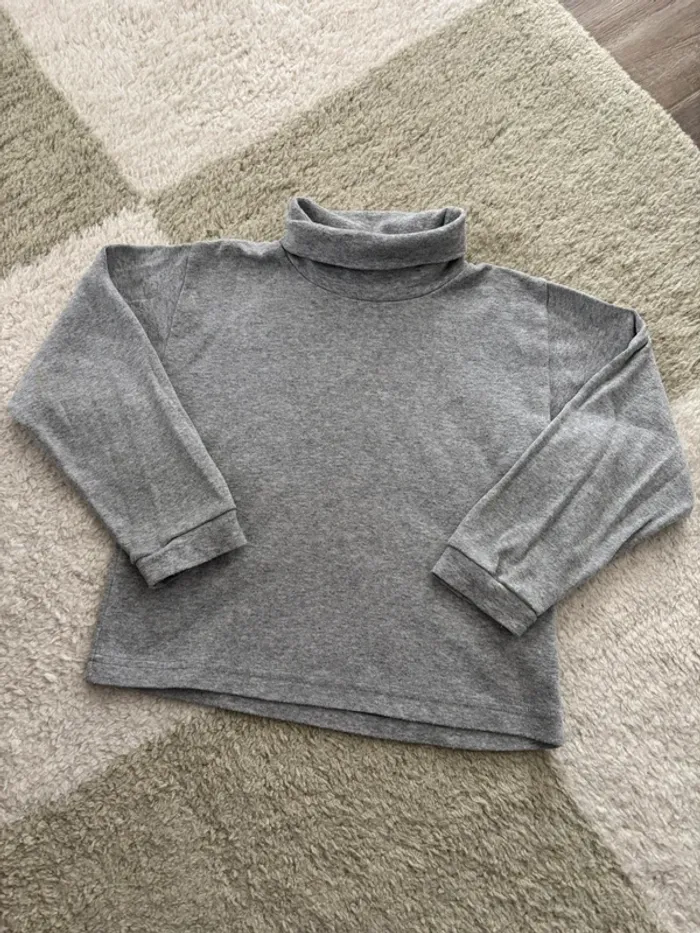 Sous pull gris Tom bus 5/6 ans