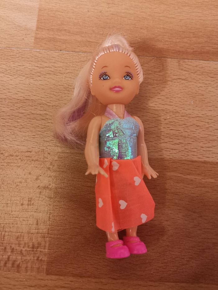 mini poupée barbie - photo numéro 3