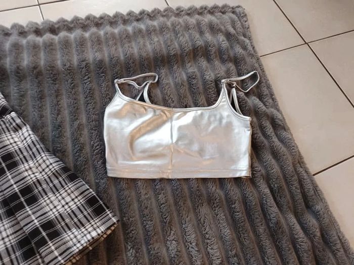 Vêtements fille 9/10 ans - photo numéro 2