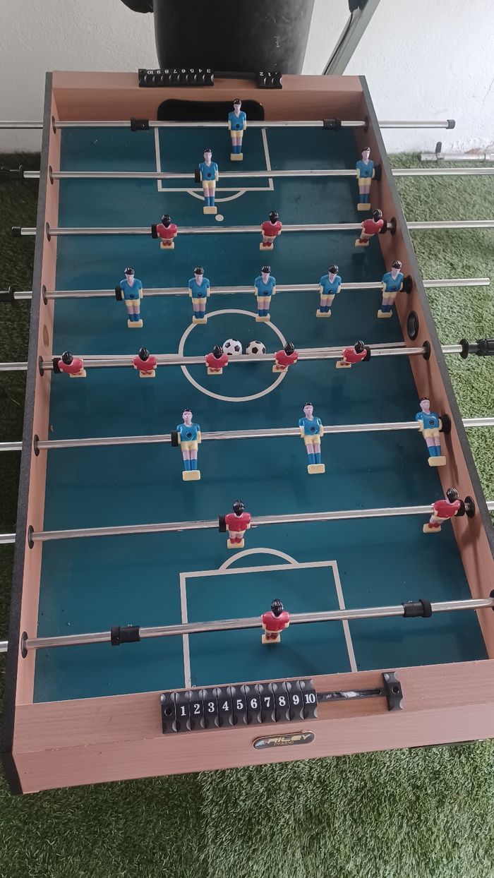 Table de jeux multifonction babyfoot riley england très bon état  table de billard pi ng ping - photo numéro 2