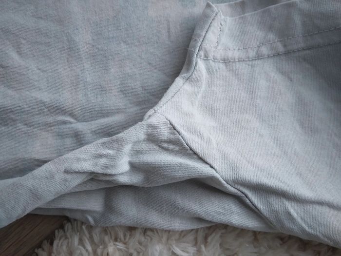 🌸Tee-shirt blanc S avec imprimé de voiture a 1€🌸 - photo numéro 4