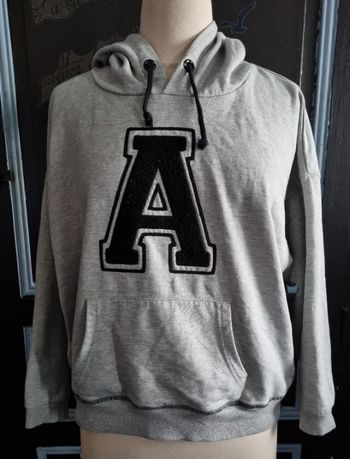 Sweat à capuche taille S
