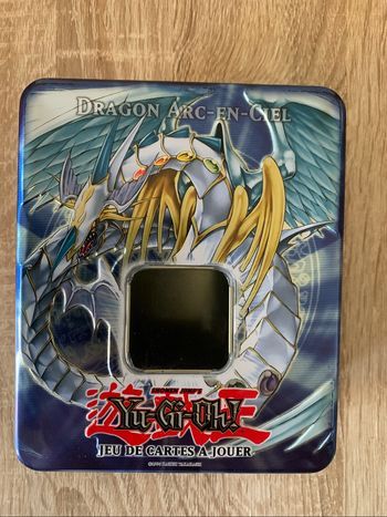 Boîte métal Yu gi oh dragon arc en ciel de 1996
