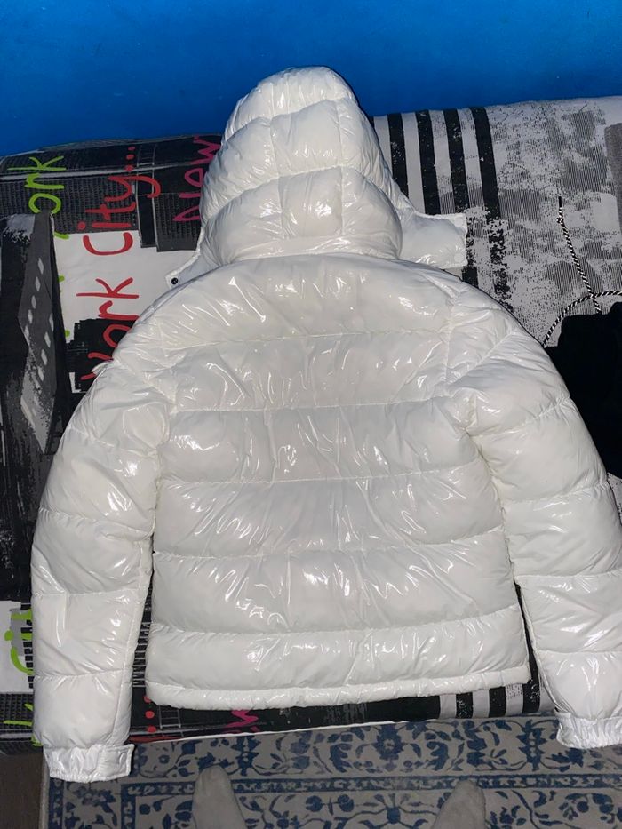 Veste Moncler taille S - photo numéro 2