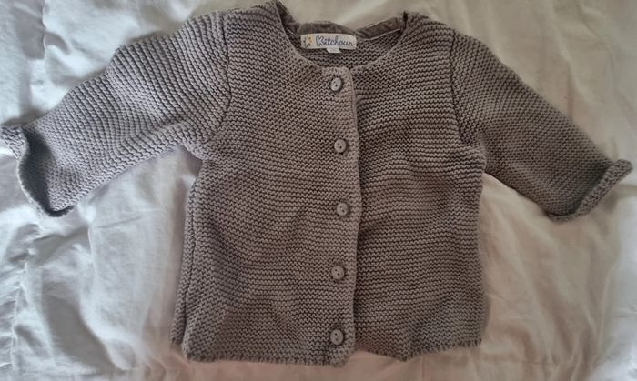 Layette/gilet 1 mois gris