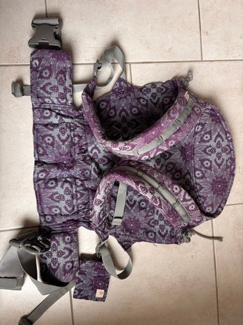 Porte bébé physiologique 