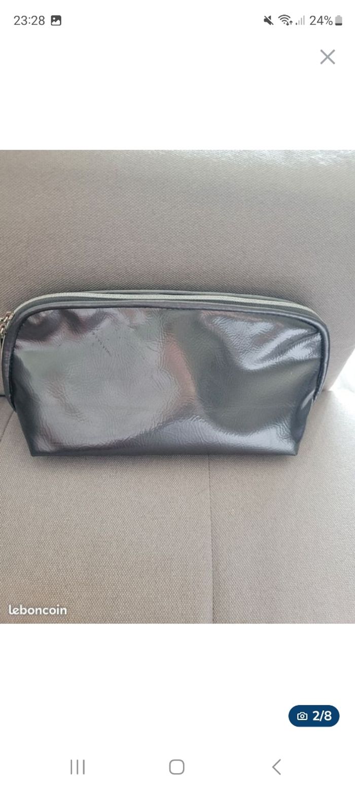 Trousse Thierry Mugler AUTHENTIQUE - photo numéro 2