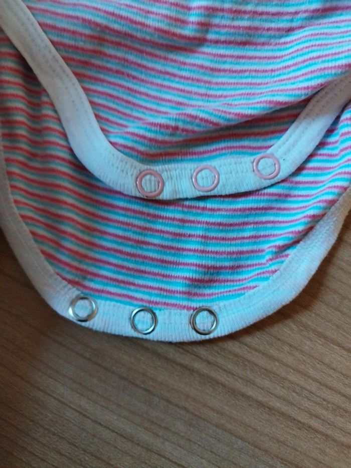 Lot de 3 bodies bretelles fille bébé rêve 12 mois très bon état - photo numéro 7