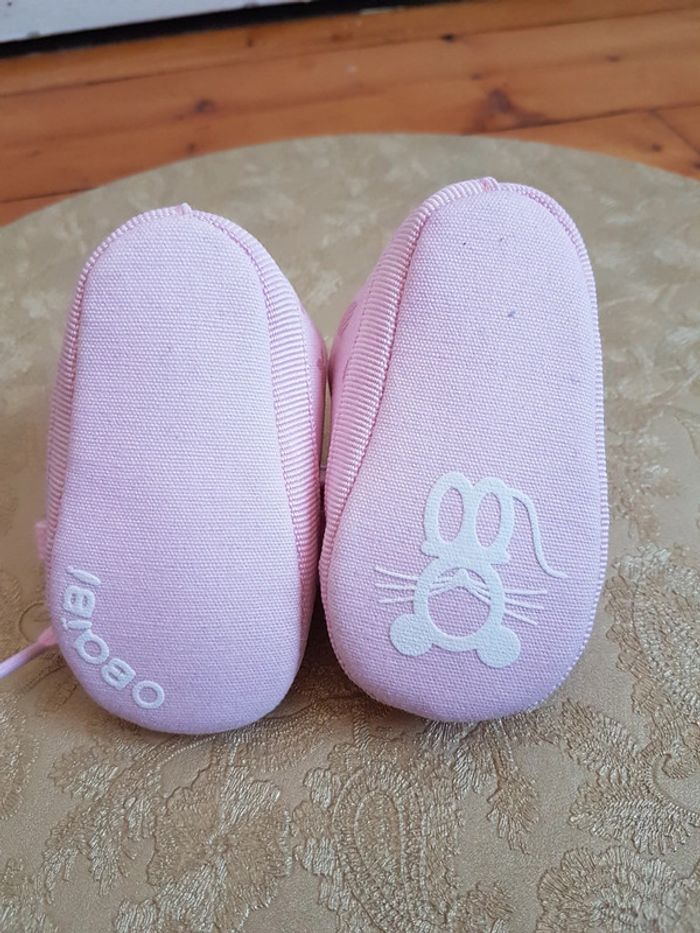 Chaussures bébé fille taille 1/6 mois - photo numéro 4