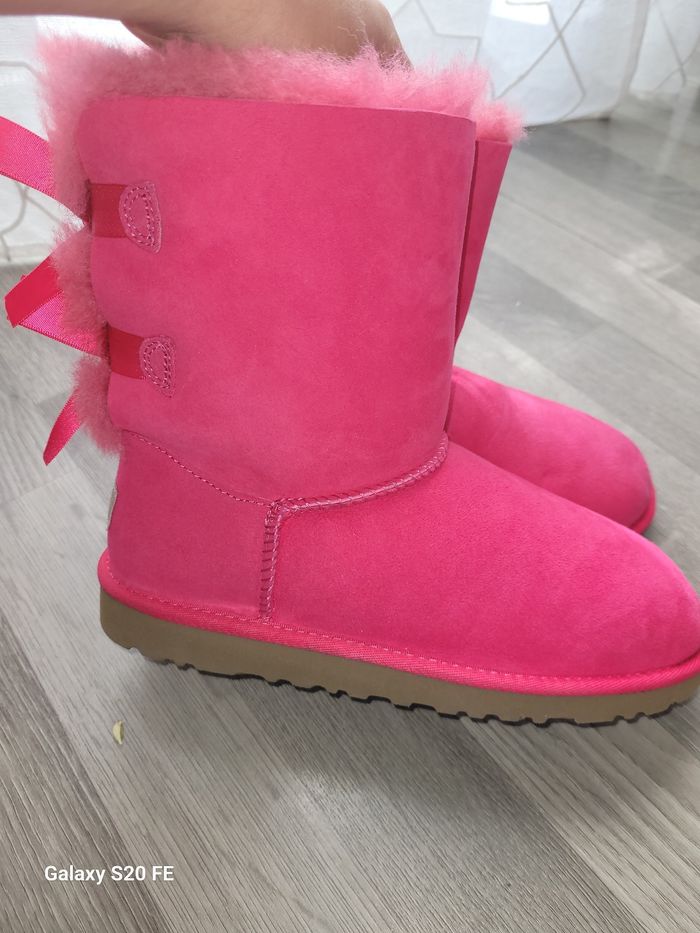 Bottes  ugg rose - photo numéro 3