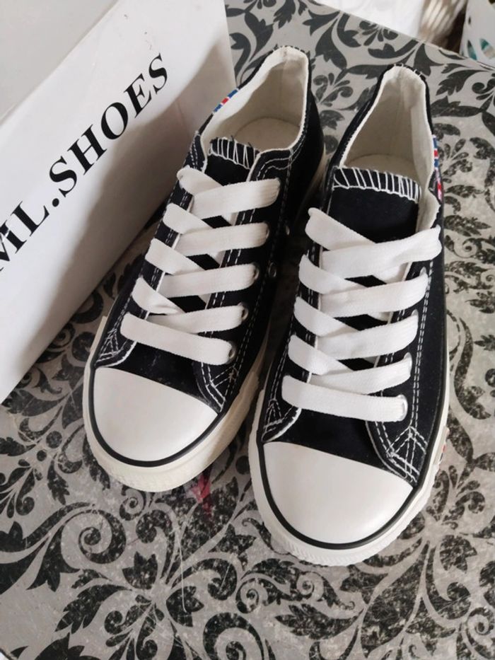 Baskets sneakers en toile enfant mixte pointure 29 - photo numéro 3