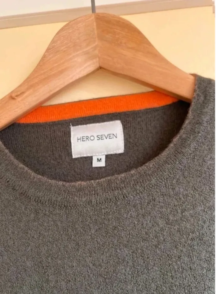 Pull vintage Hero Seven laine - Taille M (taille petit correspond XS-S) - photo numéro 2