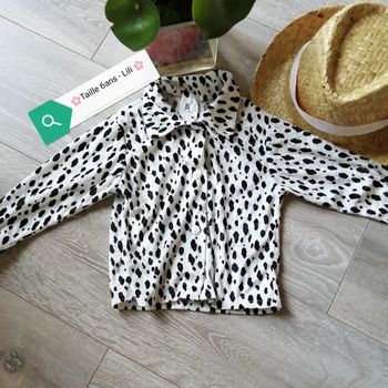 🌸Veste tachetée noire et blanche 6 ans🌸
