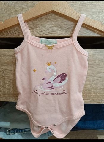 Body bébé fille. 