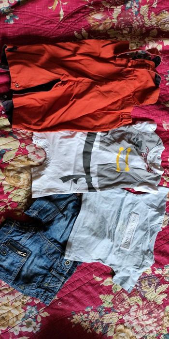 Lot 4 vêtements 3 mois