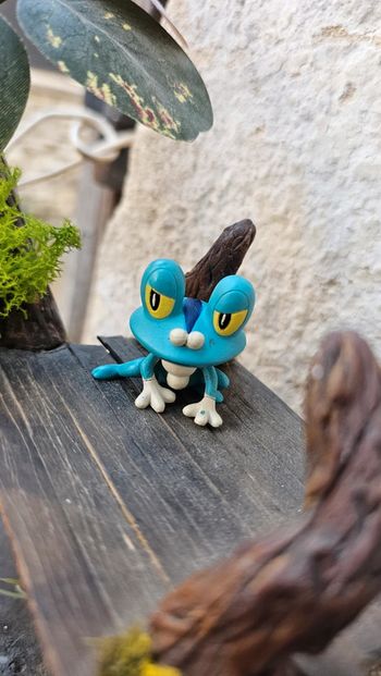 Super figurine Pokemon Nintendo Grenousse