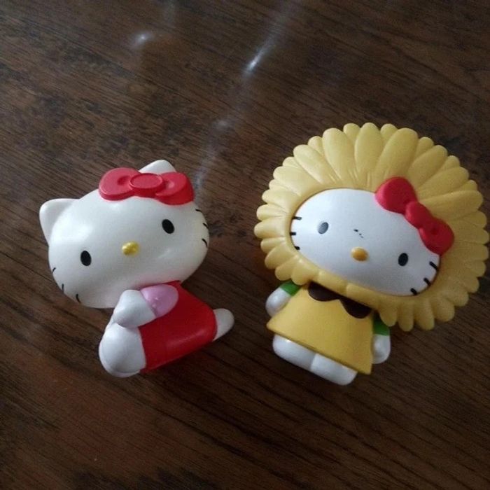 Figurines hello Kitty