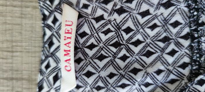 Blouse femme Camaïeu taille L – Noire à motif – Neuve sans étiquette – 100 % viscose - photo numéro 3