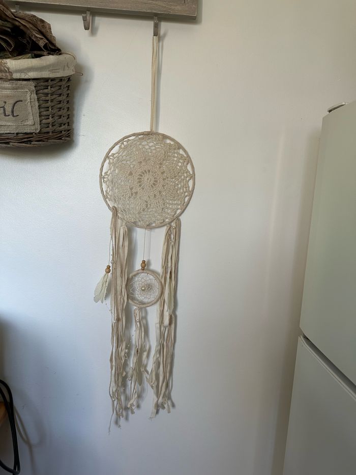 Magnifique Attrapeur de Reves-attrape-rêves. Ornements-décoration de la maison. Hauteur totale 85 cm - photo numéro 2