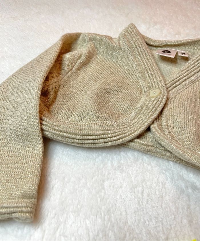 Gilet court doré 6 mois - photo numéro 3