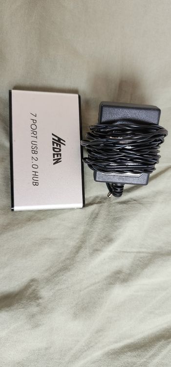 Heden HUBUSB7PCW - Hub USB 2.0 - 7 ports - Argent - avec Alimentation