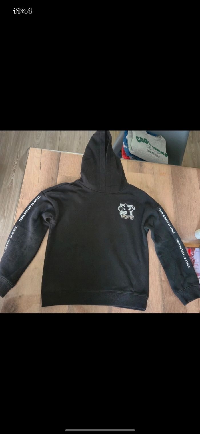 Sweat a capuche Mickey garçon 8 ans