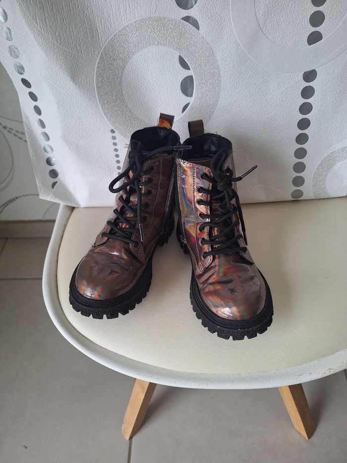 Bottines vernies pointure 31. - photo numéro 3