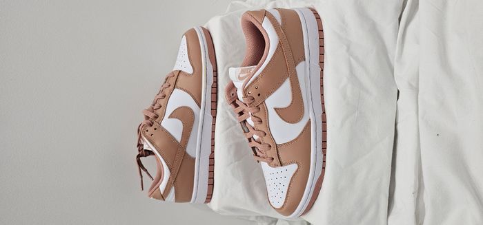 Baskets Nike Dunk Low Retro SE taille 44.5