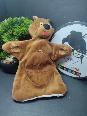 doudou marionnette ours cmp marron je vais te manger  Rouge Noir Jaune Blanc 