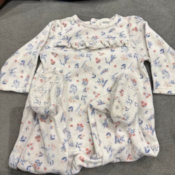 Pyjama bébé à fleurs