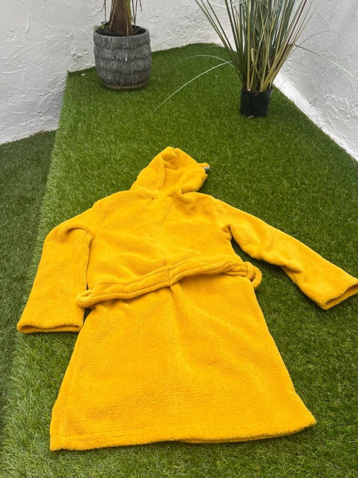 Très belle robe de chambre taille 8 ans - photo numéro 2