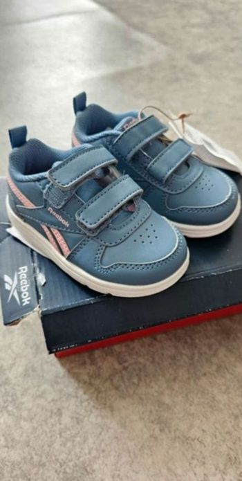 Basket bébé Reebok neuves – Taille 20