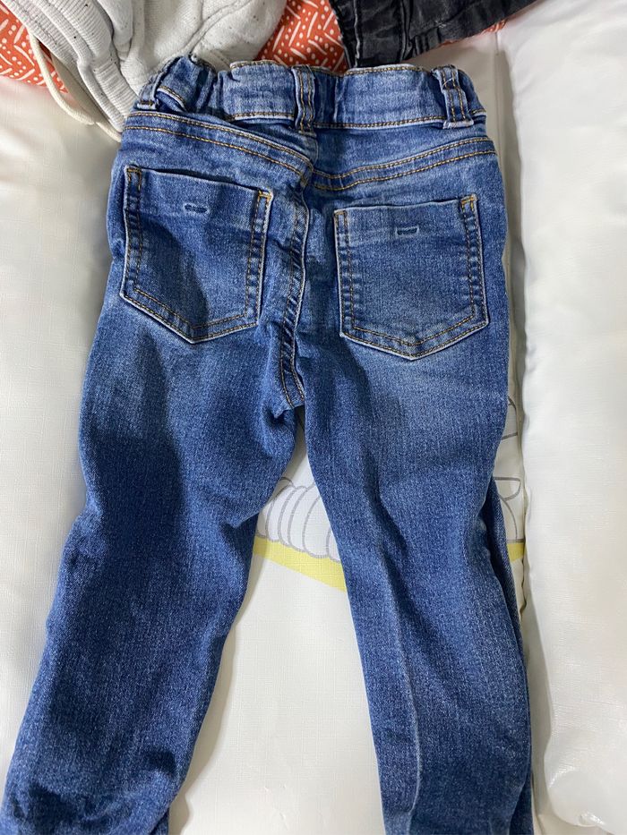 Jean bleu 18mois - photo numéro 2