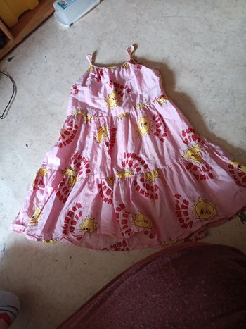 Robe 4 5 ans h et m pas de vinted go