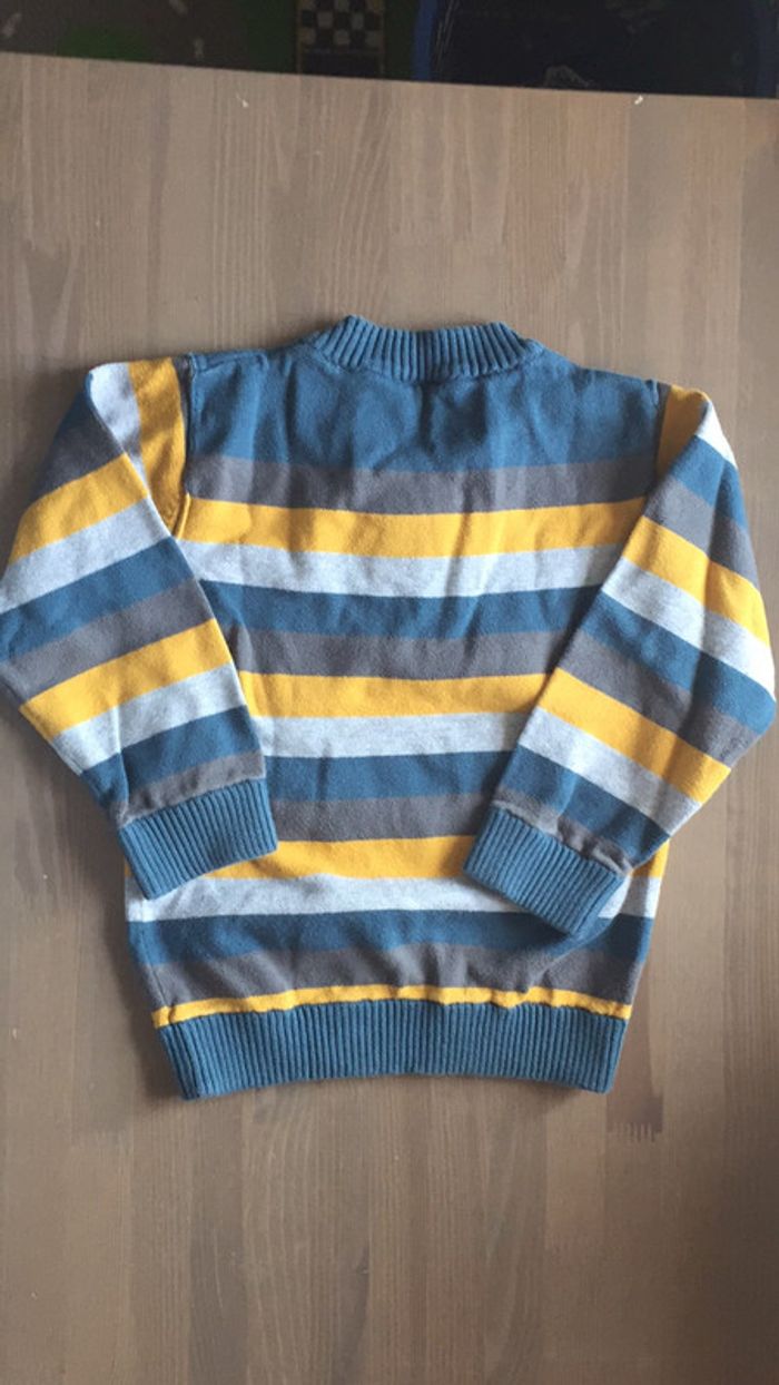 Pull ligné - photo numéro 2