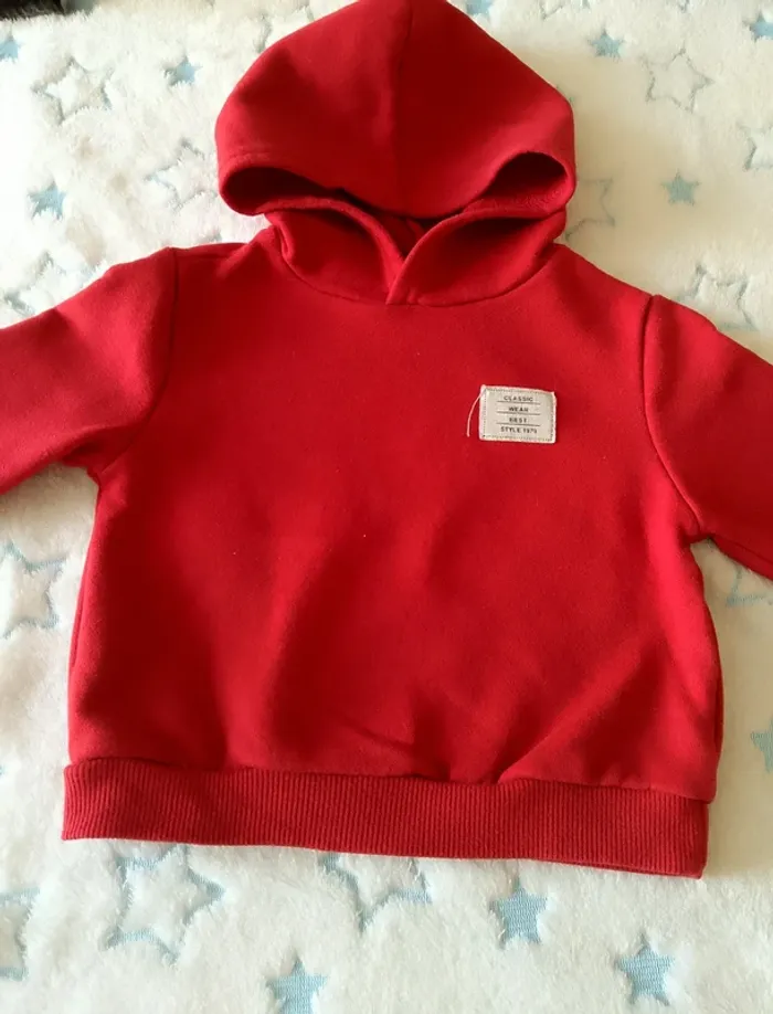 Pull rouge - photo numéro 2