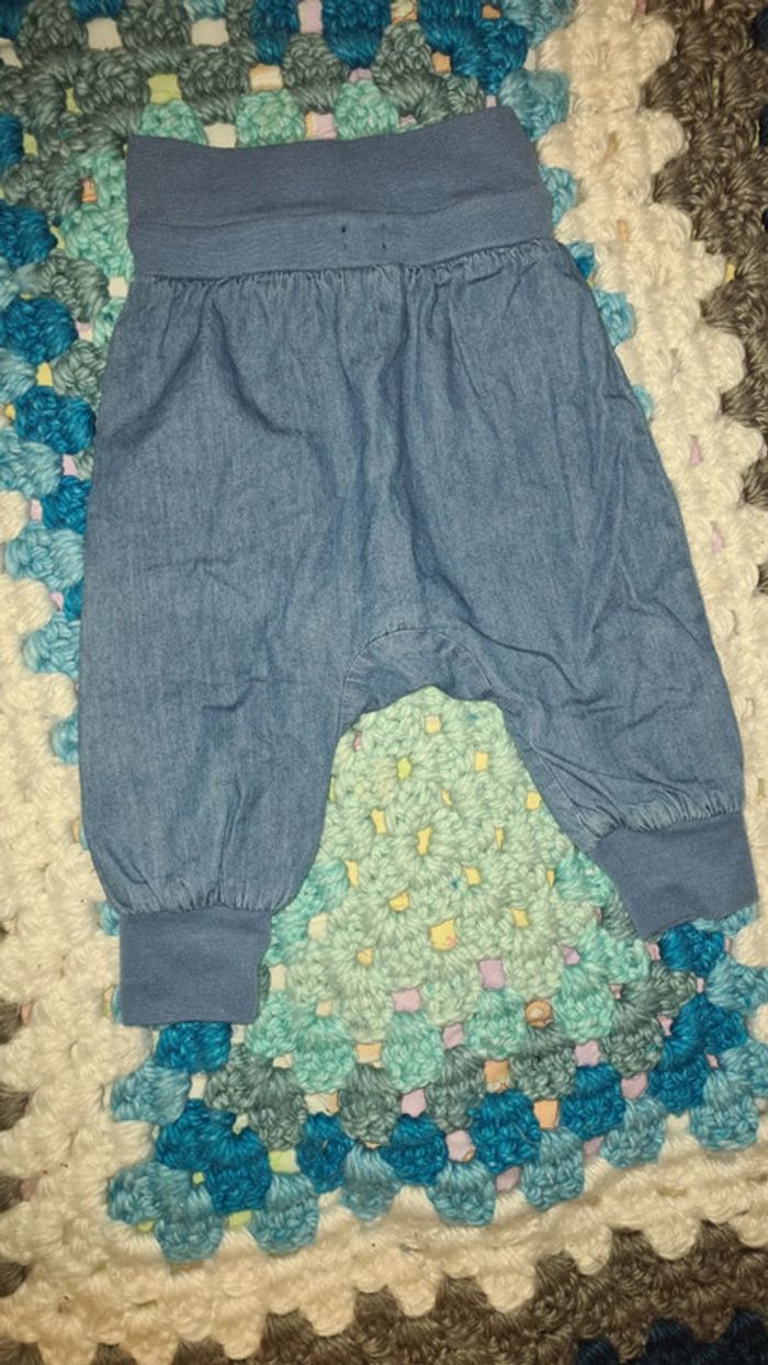 Sarouel 6 mois - photo numéro 2