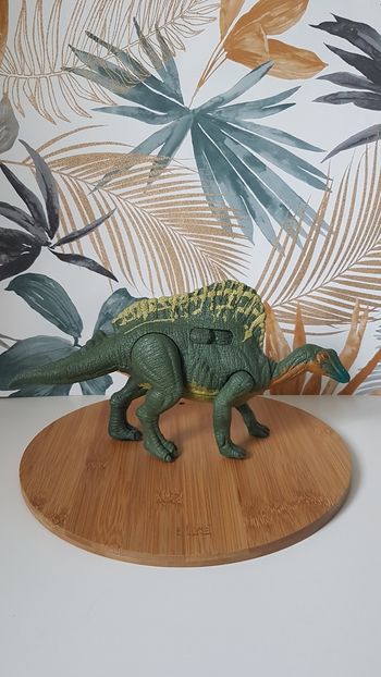 Jurassic world dinot