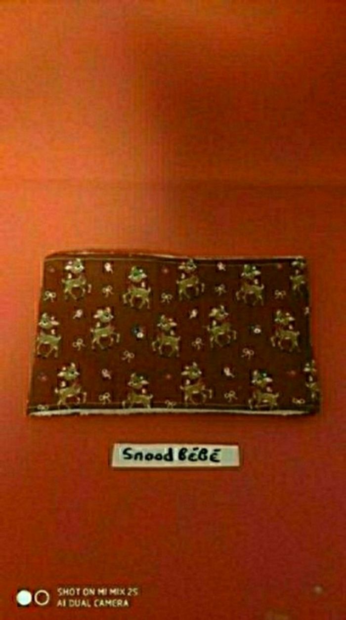 Snood bébé , neuf...