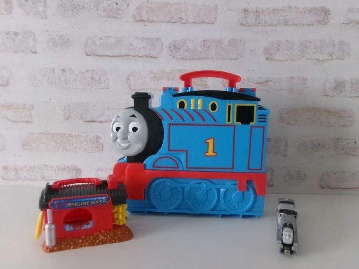 Mallette / valisette Thomas et ses amis