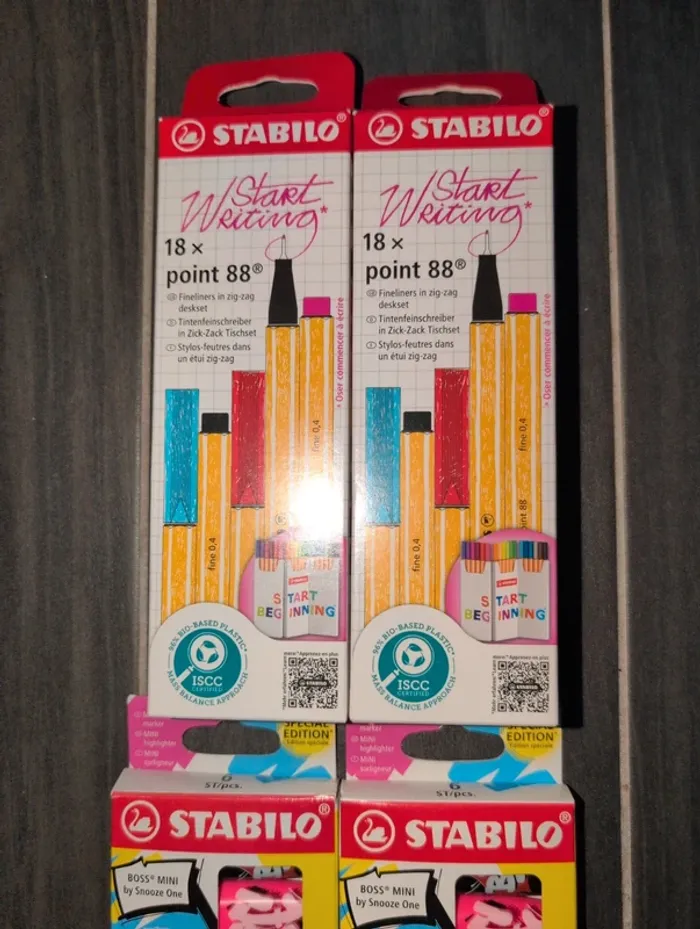 Gros lot de 4 paquets neuf de surligneurs et stylos feutre stabilo boss - photo numéro 3