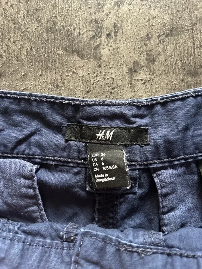 Short femme bleu marine, h&m taille 36 - photo numéro 2
