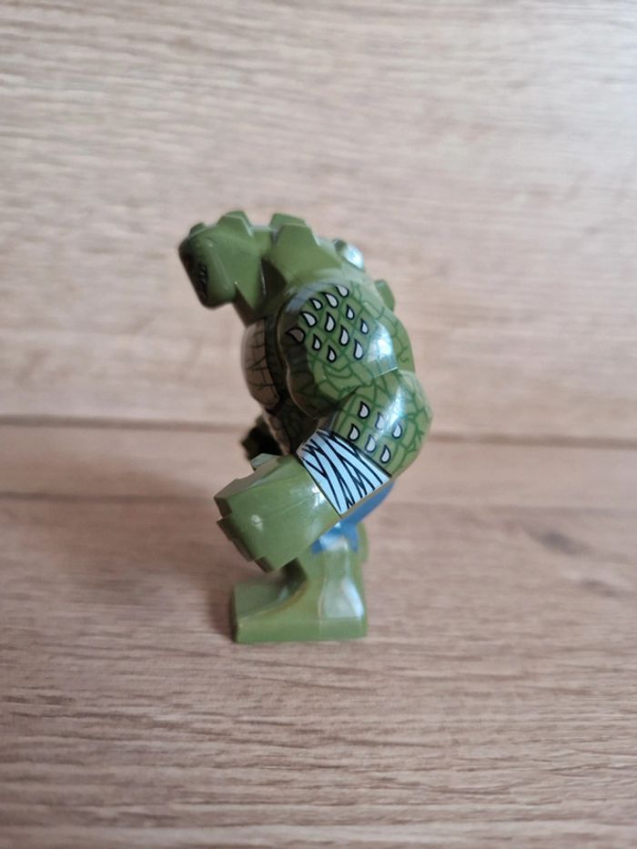 Figurine type lego Reptile Spiderman Marvel - photo numéro 2