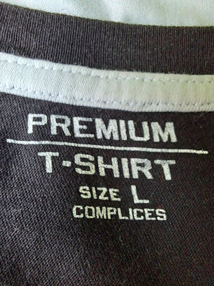 T shirt noir et blanc Premium Taille L - photo numéro 3