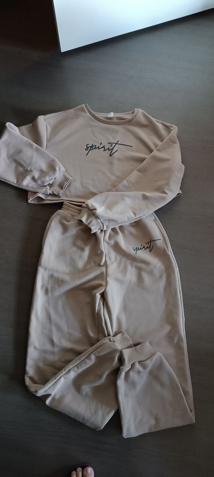 Lot ensemble de jogging fille - photo numéro 6