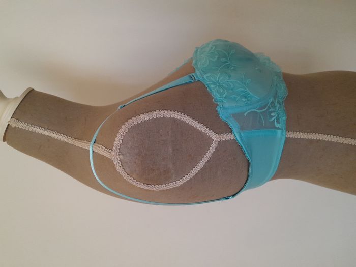 Soutien gorge - photo numéro 3